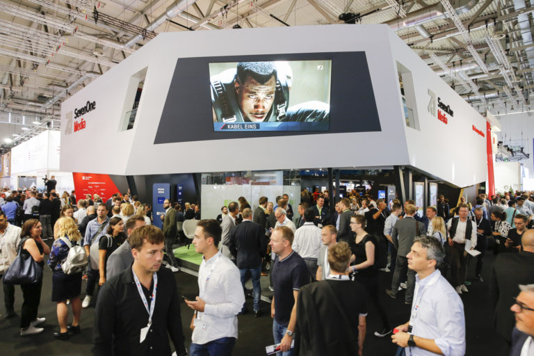 #DMEXCO19 – The Final Countdown mit Stephanie Buscemi (Salesforce), Jimmy Wales (Wikipedia), Roger McNamee (Facebook-Investor) und Dominique Delport (VICE)